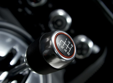 Gear shift knob made with TPEE material for enhanced durability and grip
